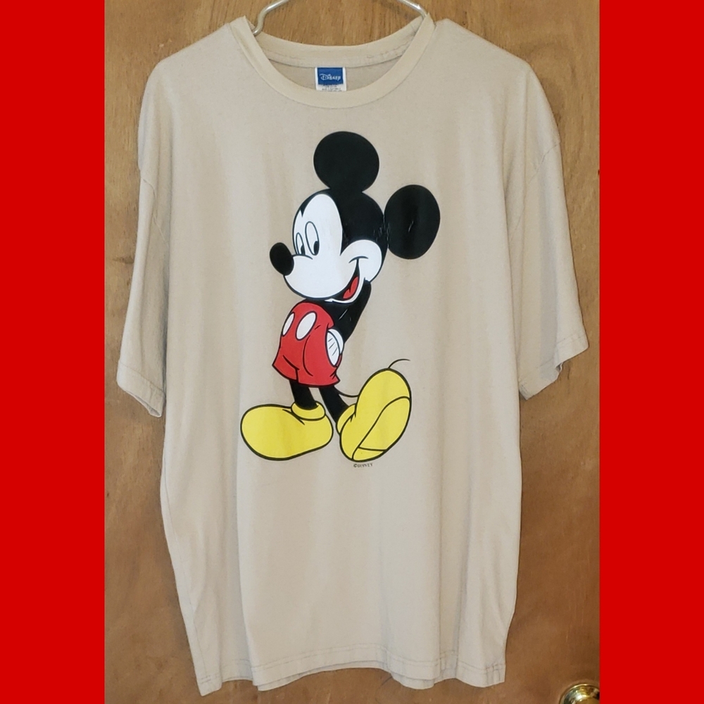 NWOT Disney Mickey Mouse T-Shirt Size: X-Large